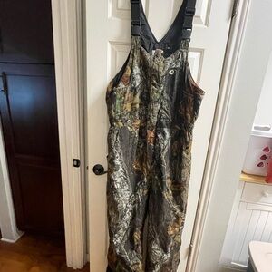 Mossy Oak Men's XL Camouflage Insulated Bib